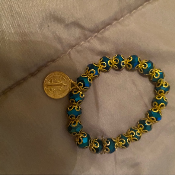 Elegant Gold and Blue Beaded Bracelet - Picture 1 of 3